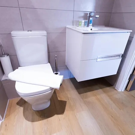 Trendy Apt In The Heart Of Mcr With Parking Manchester Exterior photo